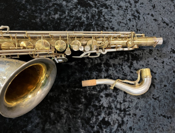 Photo Cleveland Era King Super 20 Silver Sonic Tenor Saxophone - Serial # 385139